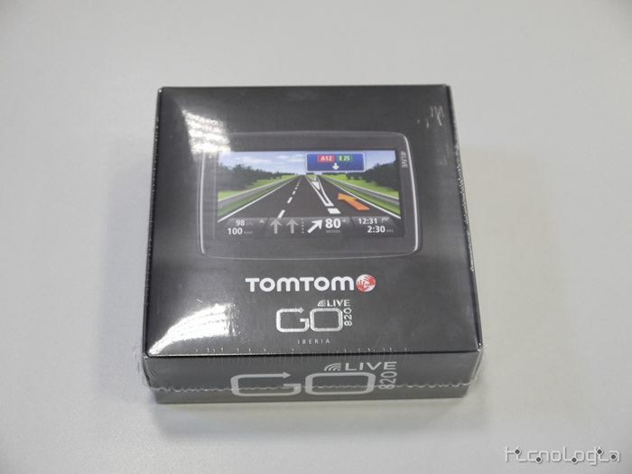 TomTom-Go-Live-820